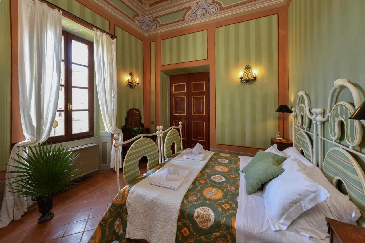 Castello Costaguti Hotel