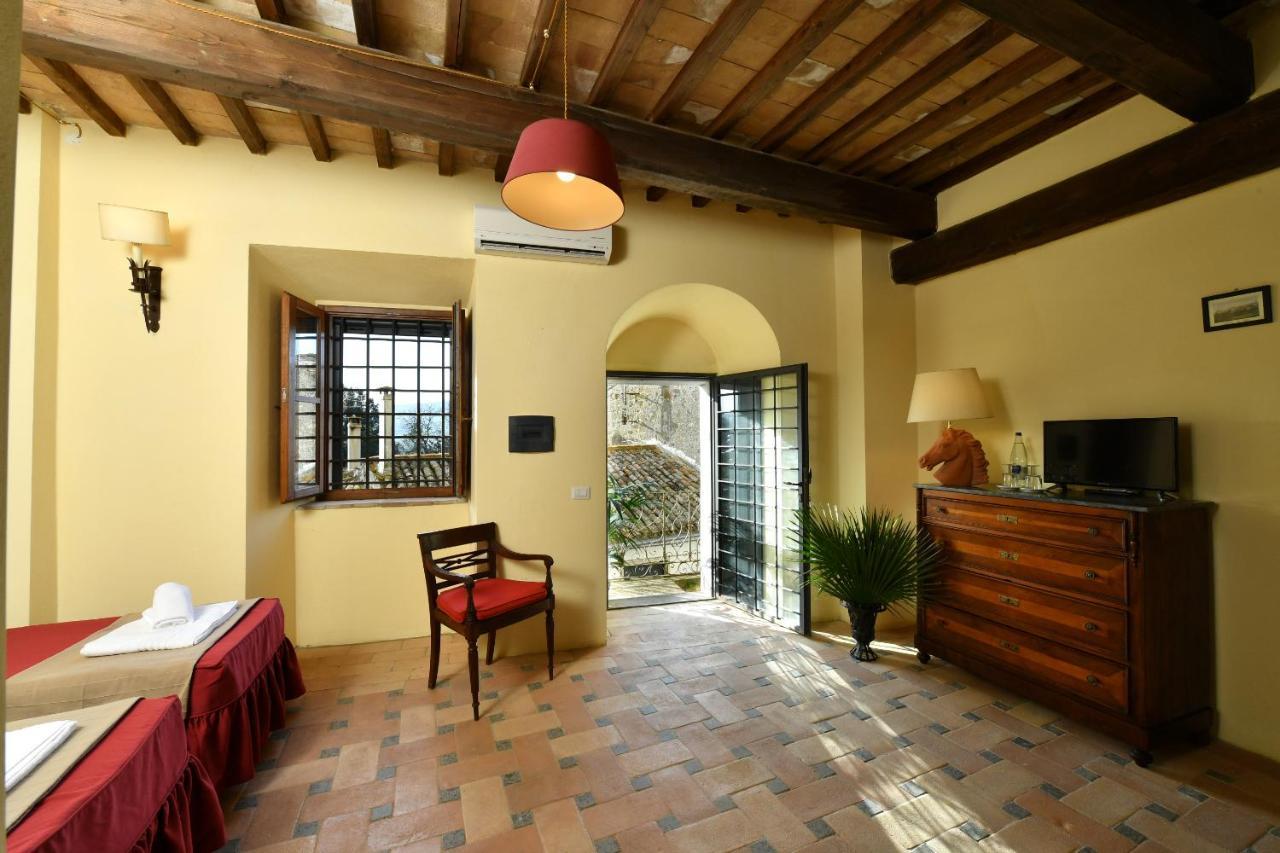 Castello Costaguti Hotel 3*